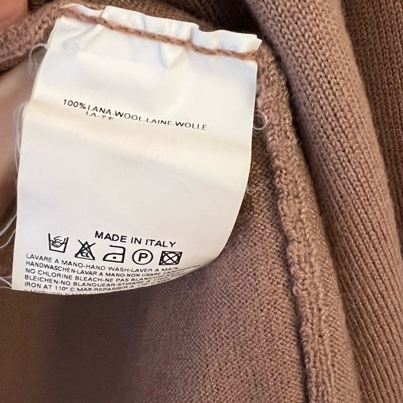 An amazing cardigan from Vivienne Westwood - Picture 4 of 7